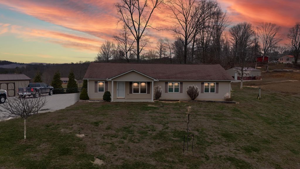 4800 Tom Cat Trail, London, KY 40741