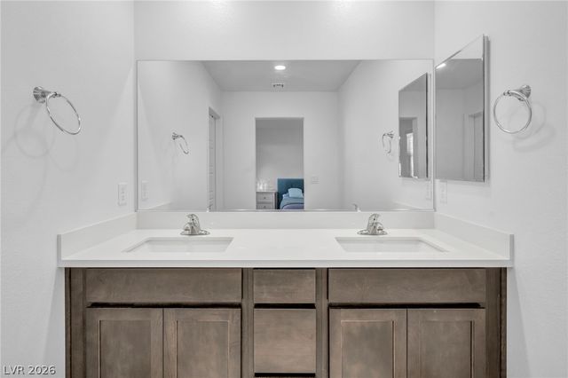 885 Watford Place, Henderson, NV 89011