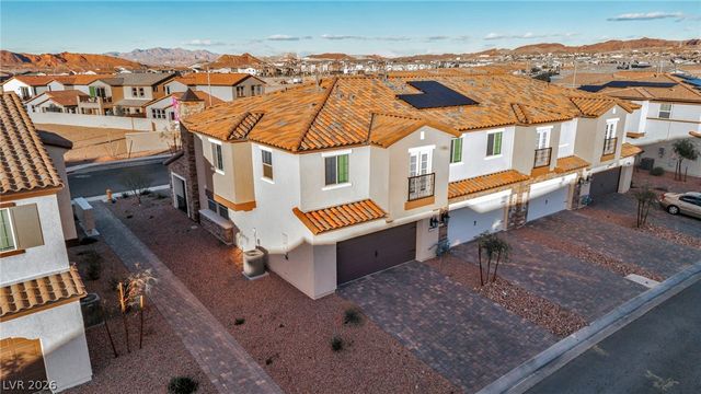 885 Watford Place, Henderson, NV 89011