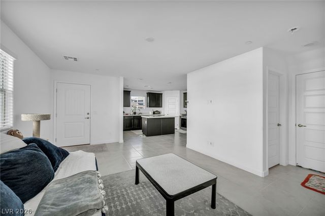 885 Watford Place, Henderson, NV 89011