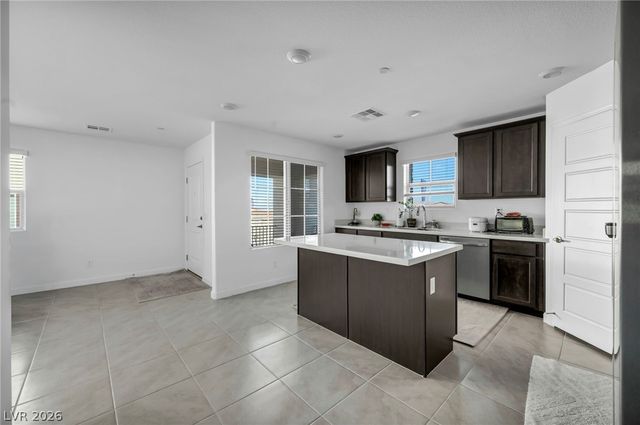 885 Watford Place, Henderson, NV 89011