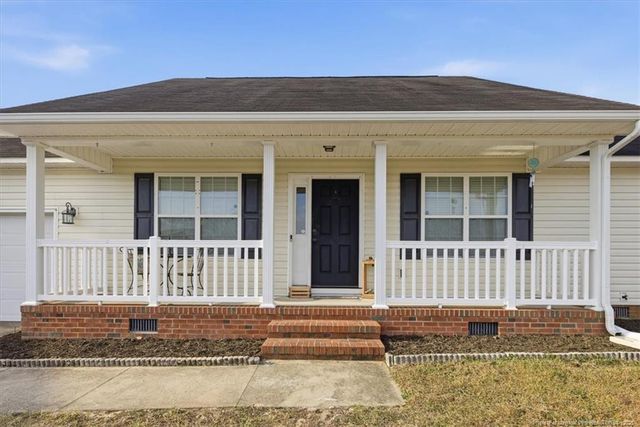 2248 Cliff Swallow Drive, Fayetteville, NC 28306