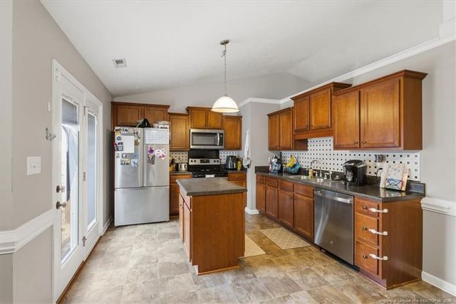 2248 Cliff Swallow Drive, Fayetteville, NC 28306