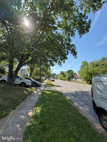 6104 GREENVALE PKWY, Riverdale, MD 20737