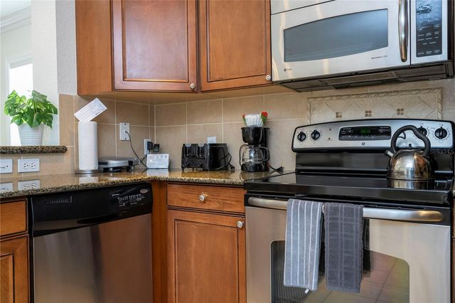 7659 WHISPER WAY 304, Reunion, FL 34747