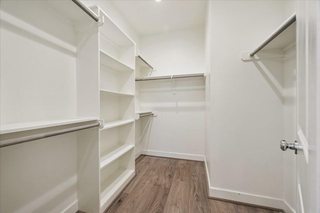 2215 Penny Derrick Lane, Houston, TX 77055