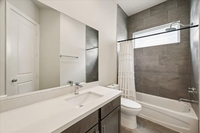 2215 Penny Derrick Lane, Houston, TX 77055
