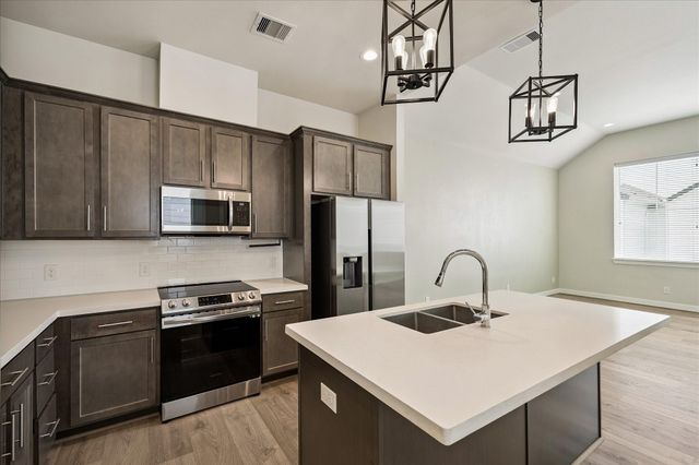 2215 Penny Derrick Lane, Houston, TX 77055