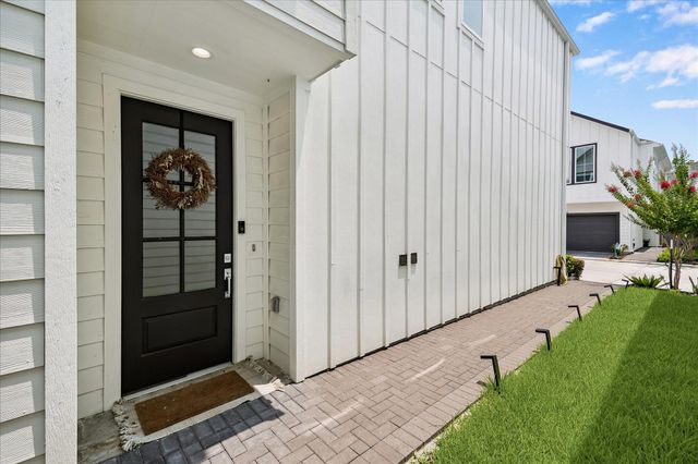 2215 Penny Derrick Lane, Houston, TX 77055