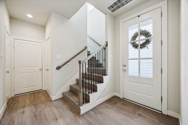 2215 Penny Derrick Lane, Houston, TX 77055