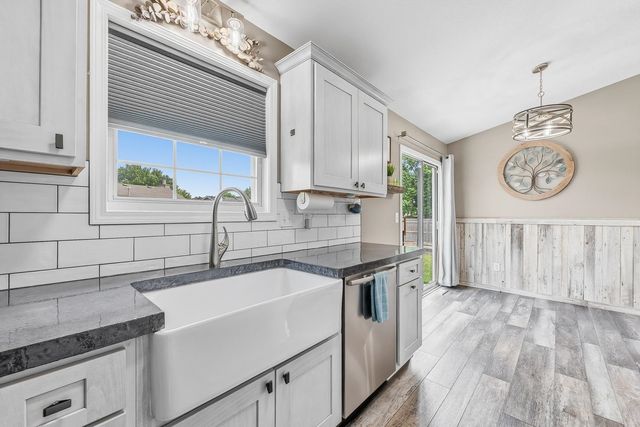 5714 W 41st Cir S, Wichita, KS 67215