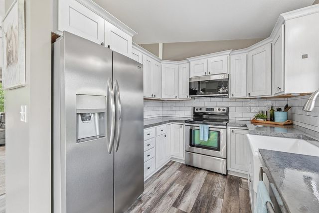 5714 W 41st Cir S, Wichita, KS 67215