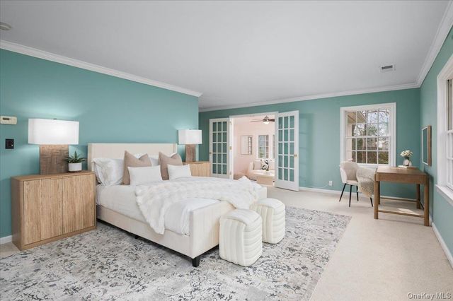 981 Green Meadow Lane, Mamaroneck, NY 10543