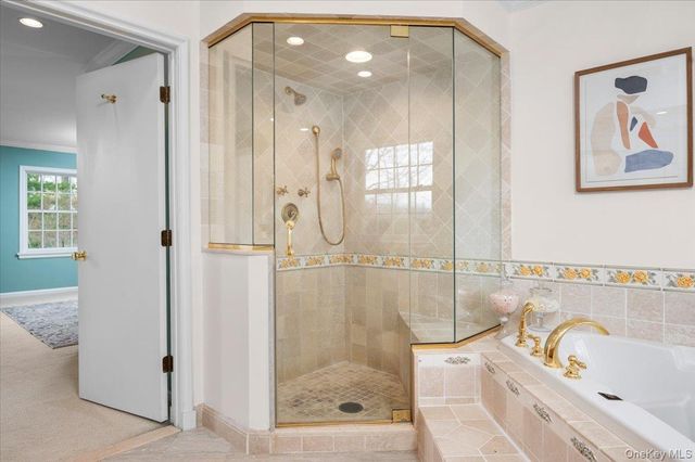 981 Green Meadow Lane, Mamaroneck, NY 10543