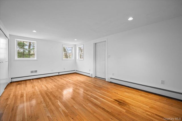 981 Green Meadow Lane, Mamaroneck, NY 10543