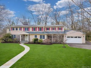 981 Green Meadow Lane, Mamaroneck, NY 10543