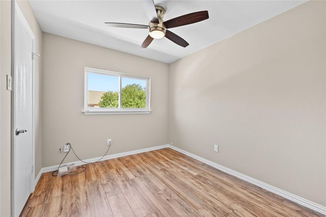 2512 Regal Park LN, Austin, TX 78748