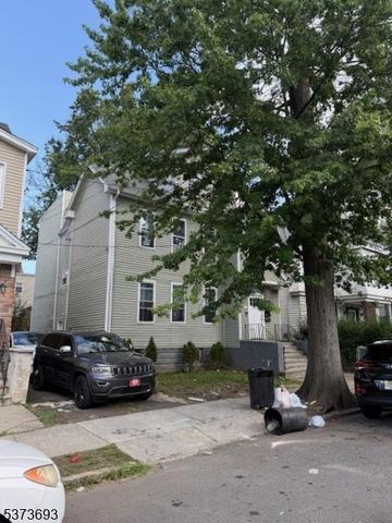251 Wainwright St, Newark City, NJ 07112