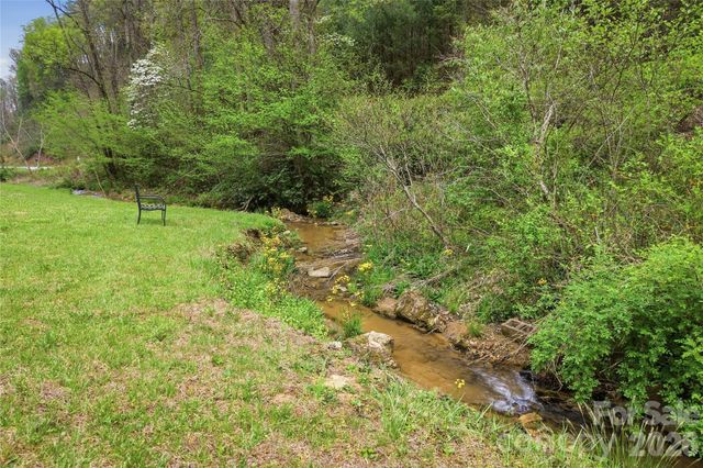 6470 Stone Mountain Road, Lenoir, NC 28645