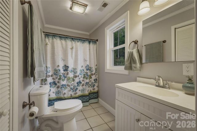 6470 Stone Mountain Road, Lenoir, NC 28645