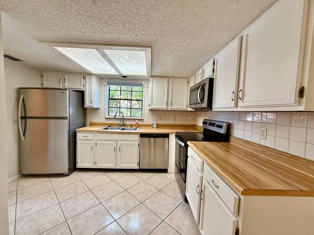 3416 SUNRISE VILLAS COURT N, Tampa, FL 33614