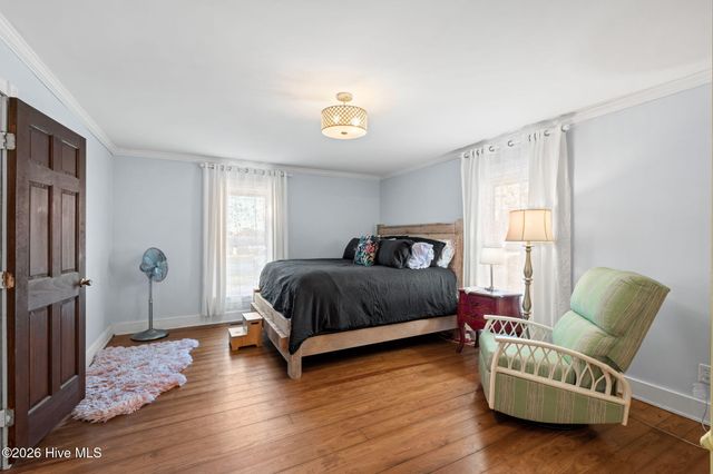 219 Shoreline Drive E, Sunset Beach, NC 28468