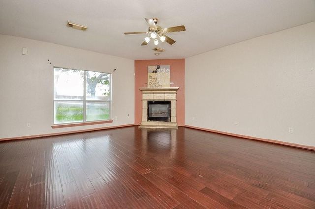 2515 Lansing Circle, Pearland, TX 77584