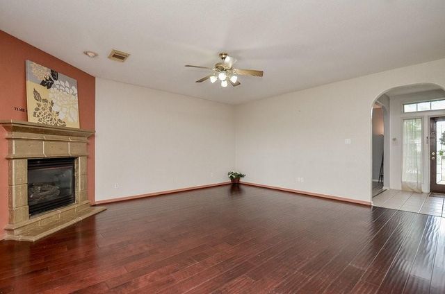 2515 Lansing Circle, Pearland, TX 77584