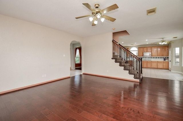 2515 Lansing Circle, Pearland, TX 77584