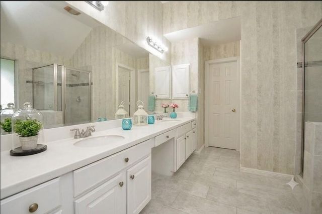 2515 Lansing Circle, Pearland, TX 77584