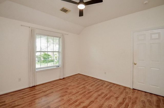 2515 Lansing Circle, Pearland, TX 77584