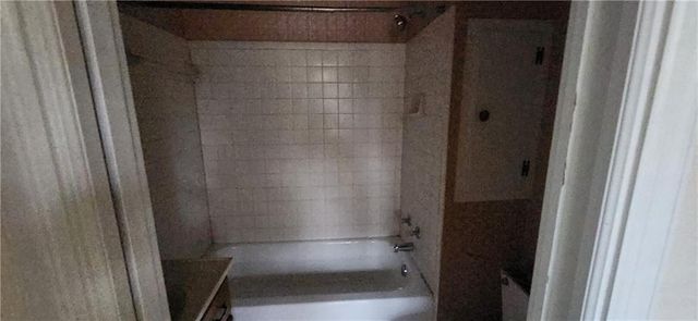 5188 Laurel Bridge SE Court, Smyrna, GA 30082