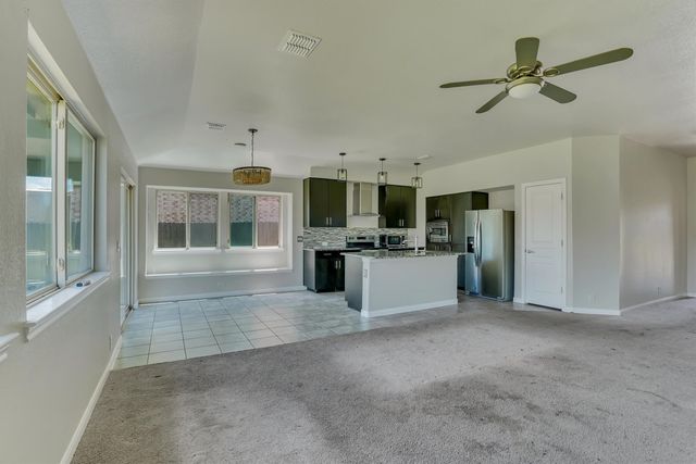 816 Oriel Circle, Fort Worth, TX 76036