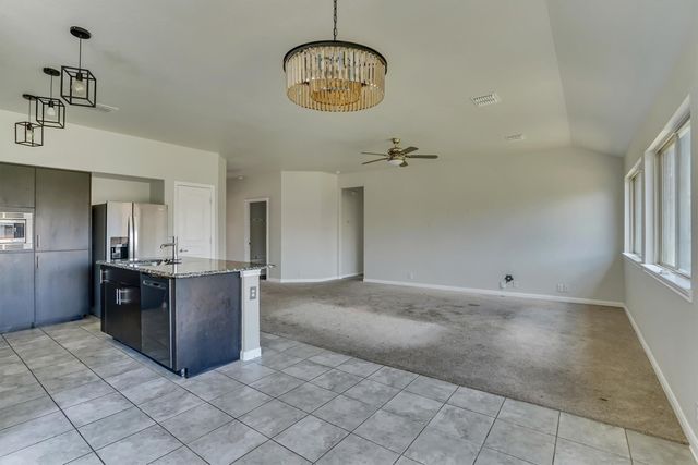 816 Oriel Circle, Fort Worth, TX 76036