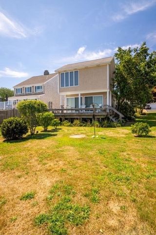 110 Seaview Ave, Swansea, MA 02777