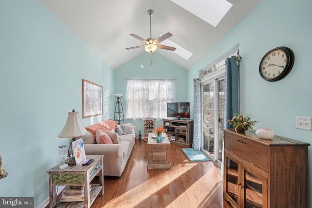 25 IRIS CT, Little Egg Harbor Twp, NJ 08087