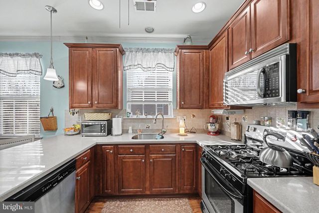 25 IRIS CT, Little Egg Harbor Twp, NJ 08087