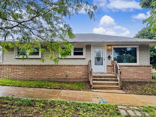7400 W Melvina STREET, Milwaukee, WI 53216