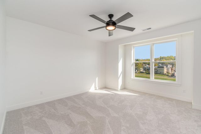 617 Manhattan Boulevard, 302, Dayton, KY 41074
