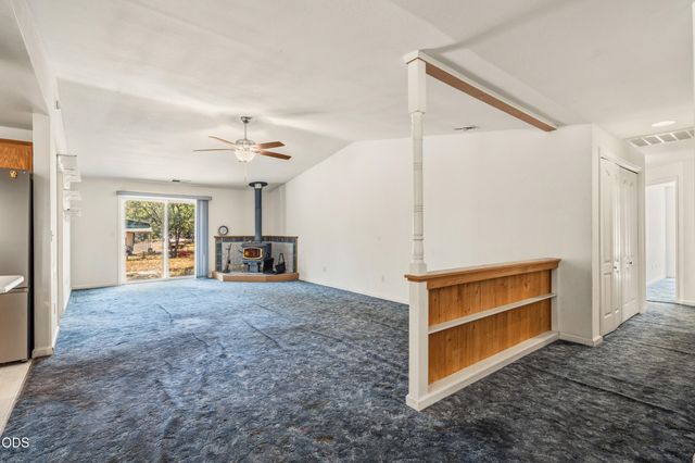 8320 Blackwell Road, Central Point, OR 97502