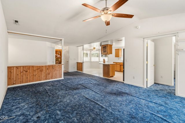 8320 Blackwell Road, Central Point, OR 97502