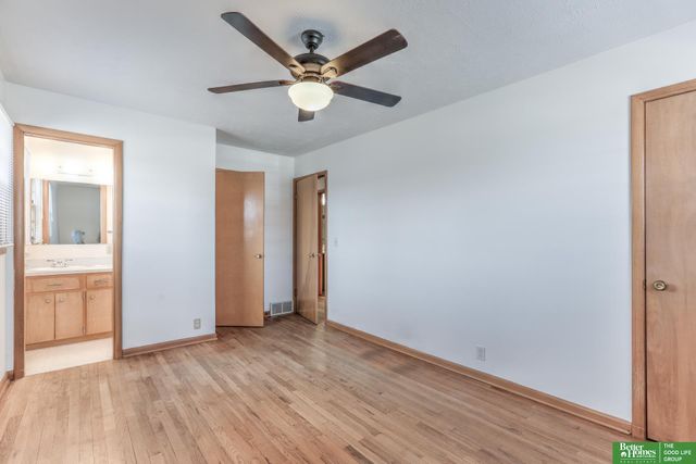 1829 Robertson Drive, Omaha, NE 68114