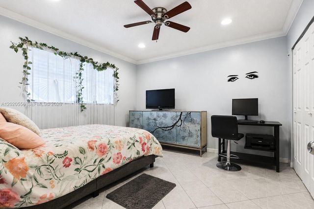2219 Polk St 5A, Hollywood, FL 33020