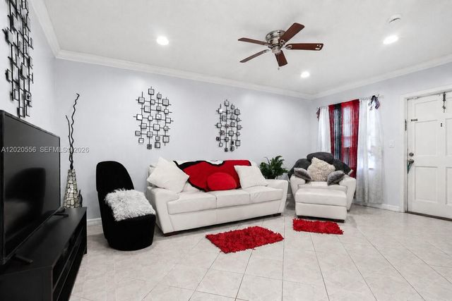 2219 Polk St 5A, Hollywood, FL 33020