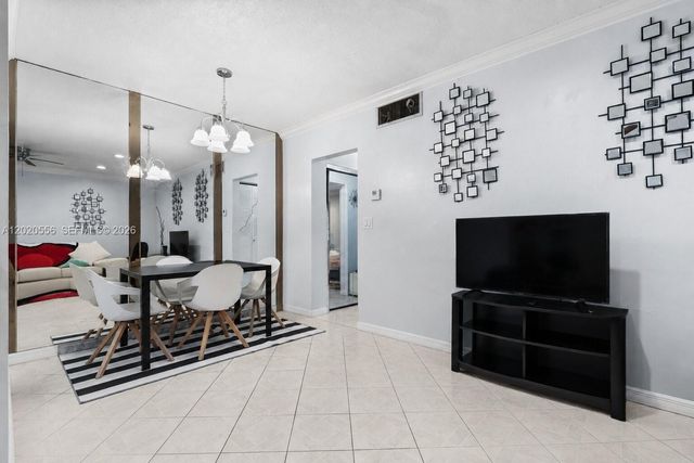 2219 Polk St 5A, Hollywood, FL 33020