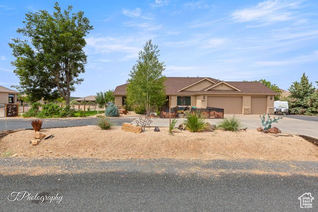 857 N OLD FARMS RD, Dammeron Valley, UT 84783