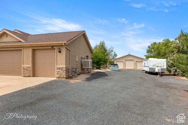 857 N OLD FARMS RD, Dammeron Valley, UT 84783