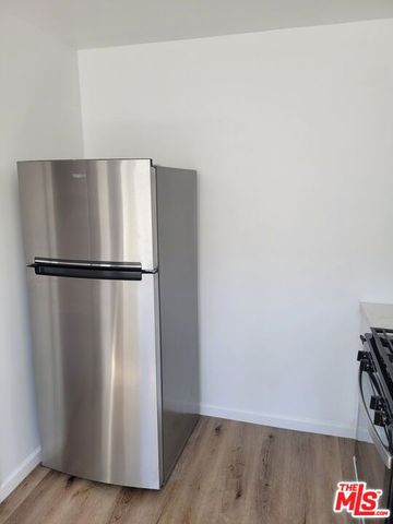 2017 W 39th Street, Los Angeles, CA 90008