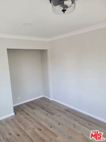 2017 W 39th Street, Los Angeles, CA 90008