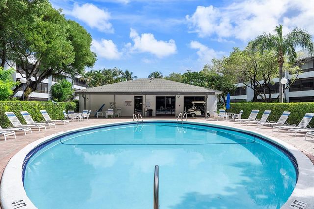 1480 Sheridan St 5B, Hollywood, FL 33020